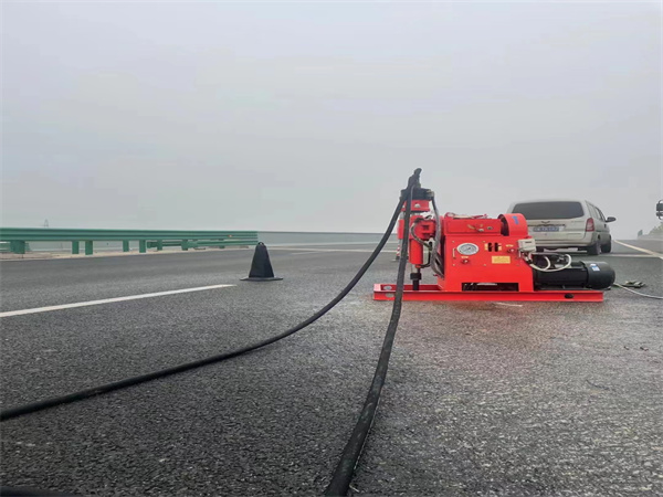 郁南马路路基路面开裂下沉注浆加固灌浆